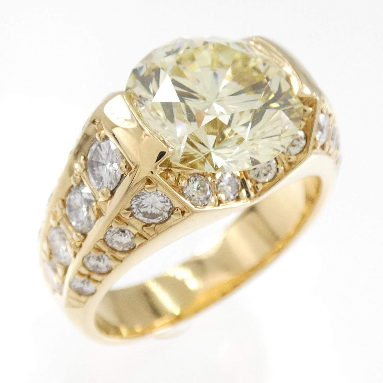 K18YG ダイヤモンド リング 3.117CT