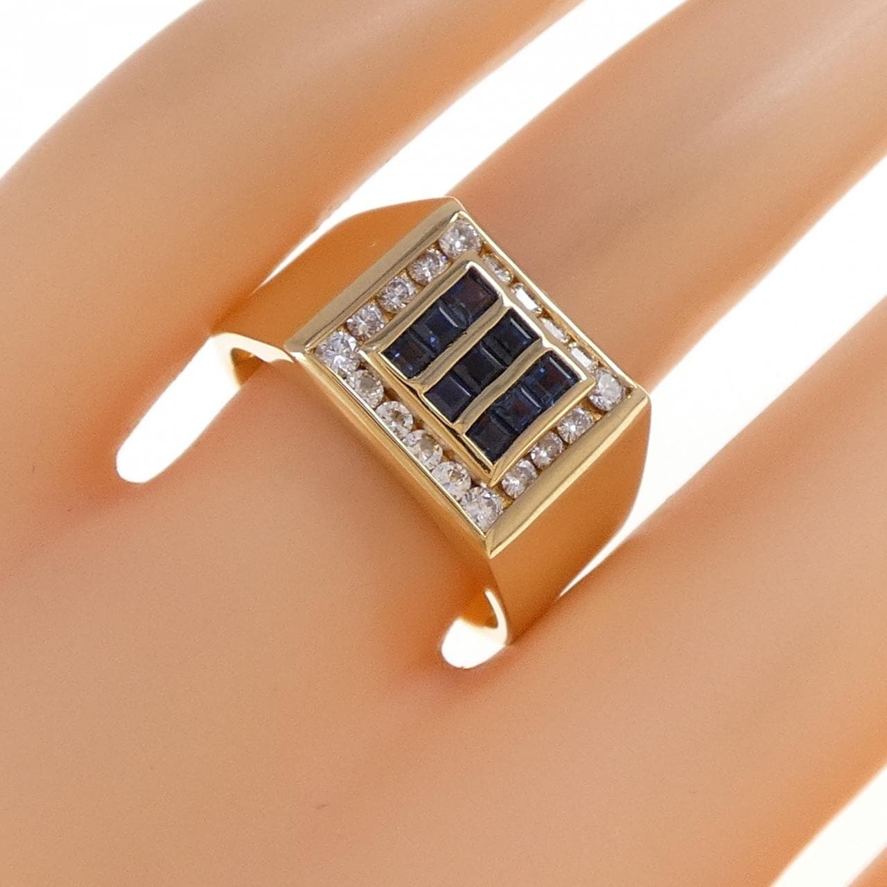 K18YG Sapphire Ring 0.65CT