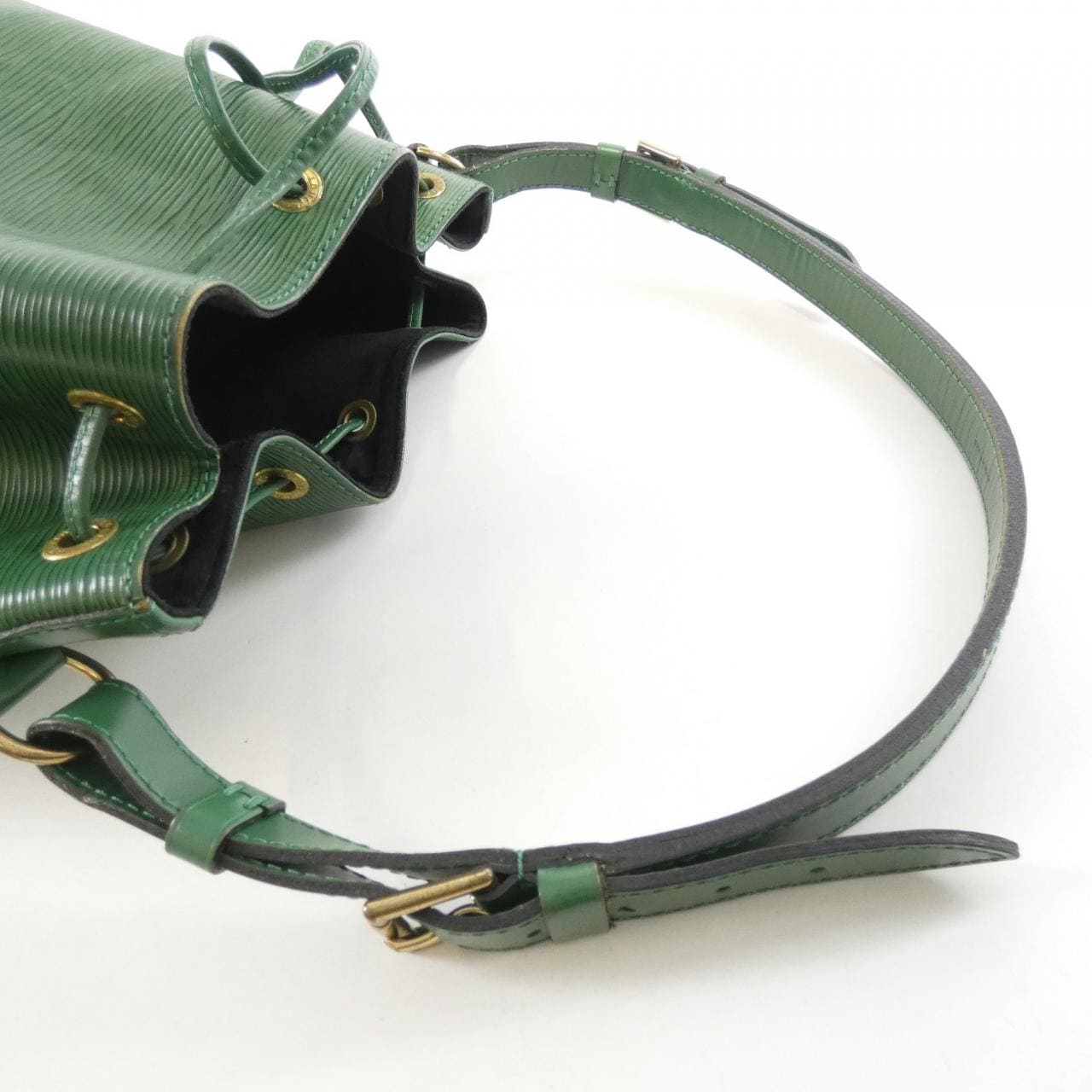 ルイヴィトン エピ ノエ M44004 ショルダーバッグ