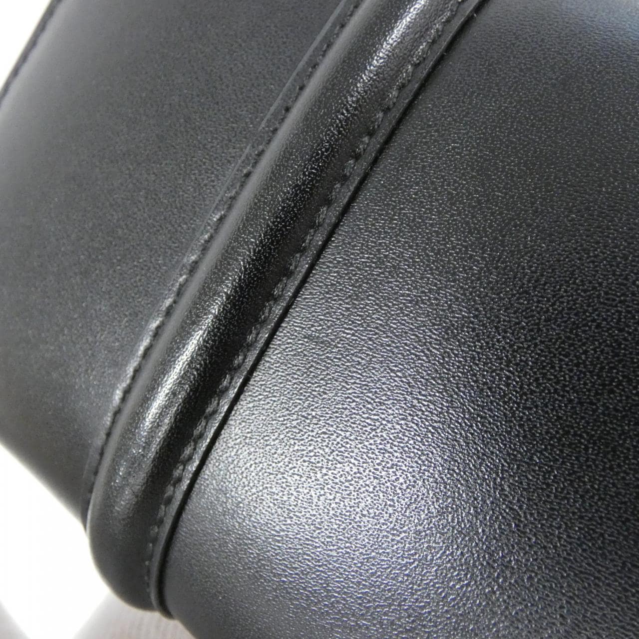 セリーヌ スモール ウォレット 16 10F523CQ7 財布