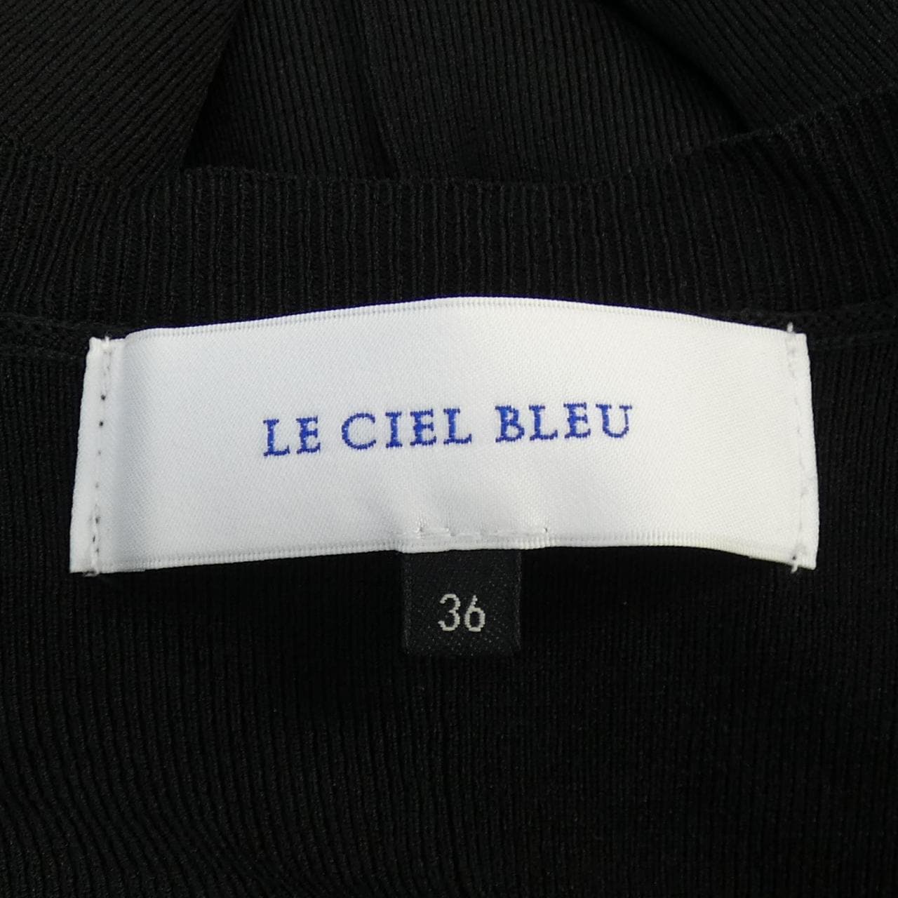 露壳蓝LE CIEL BLEU针织衫