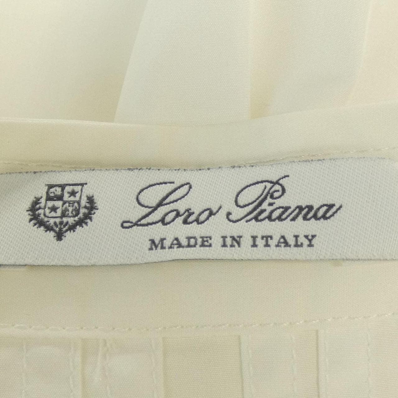 ロロピアーナ Loro Piana トップス