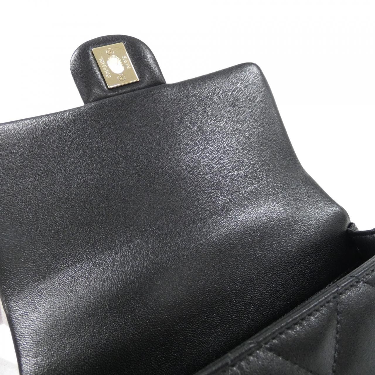 CHANEL AS5367 包
