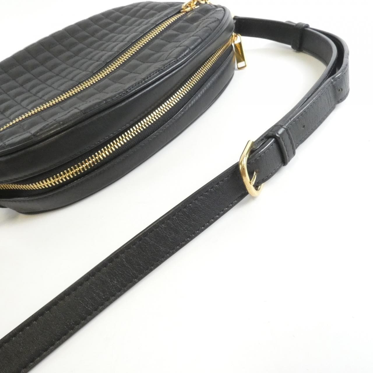 セリーヌ C チャーム ミディアム 188353BFH ショルダーバッグ