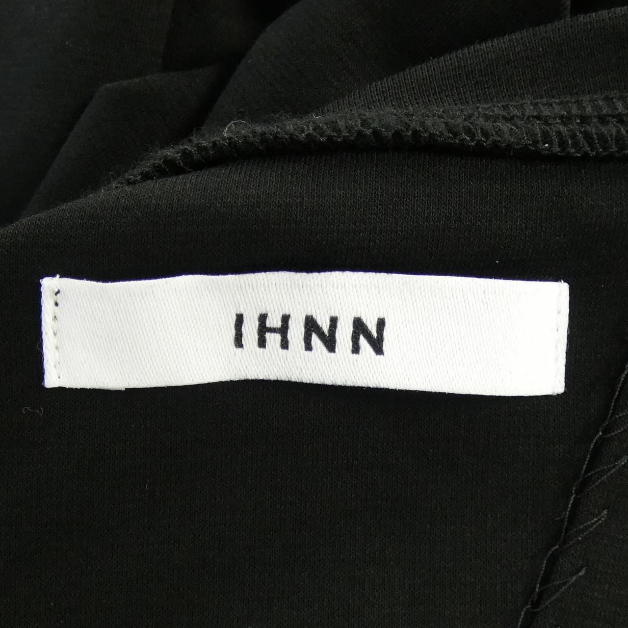 イン IHNN ID20S-TS04 ワンピース