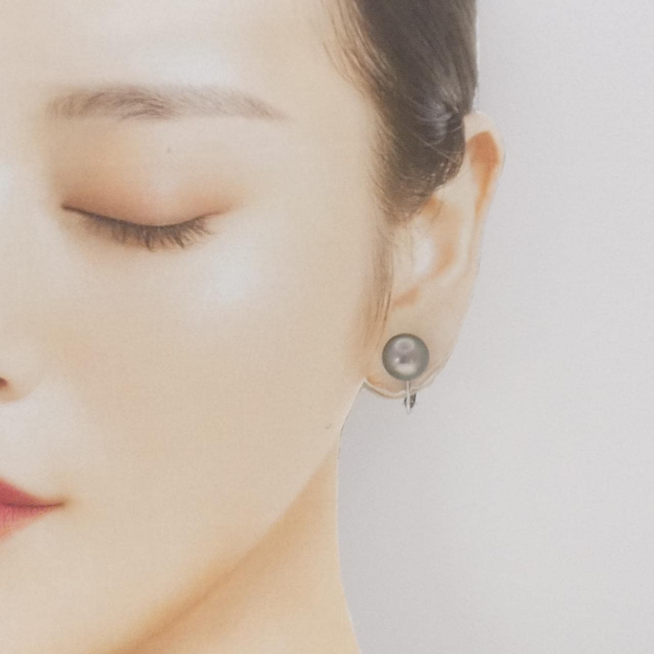 K14WG 黒蝶パール イヤリング 10.8mm