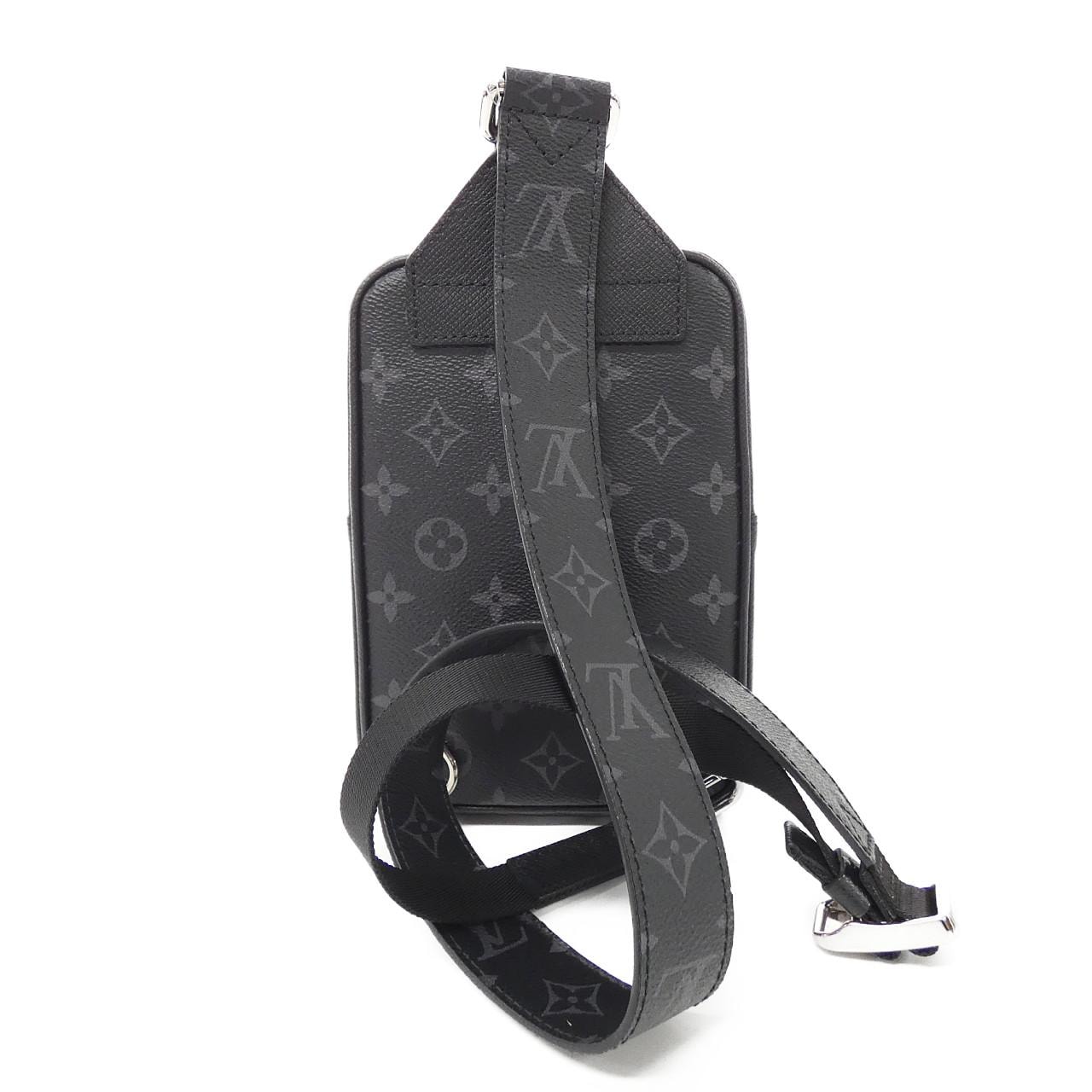 LOUIS VUITTON Taiga Rama 户外单肩包 M30741 单肩包