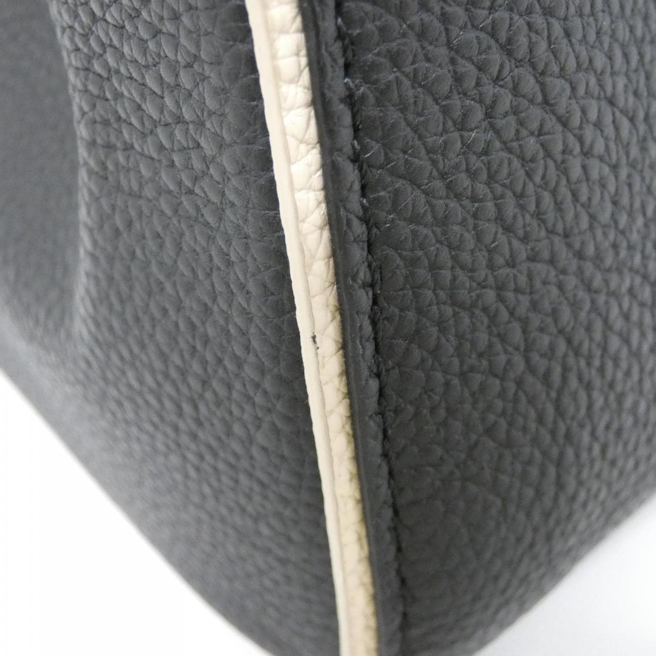 ルイヴィトン モノグラム ドゥブルV M54439 バッグ