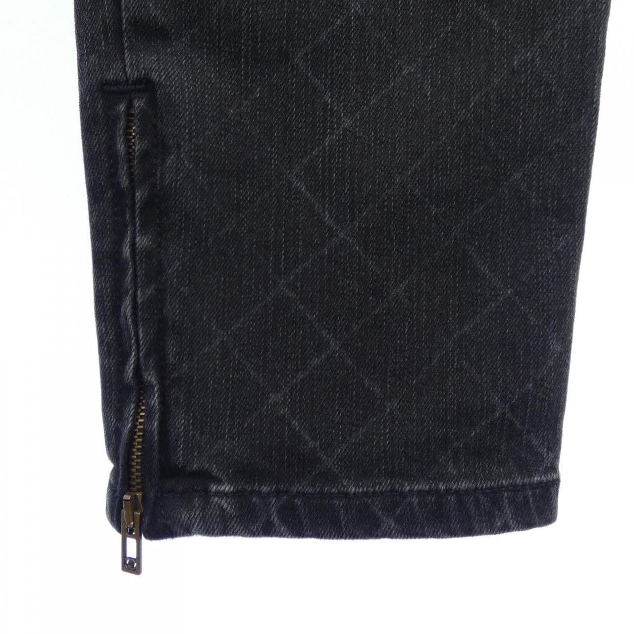 シャネル CHANEL P56067V42237 ジーンズ