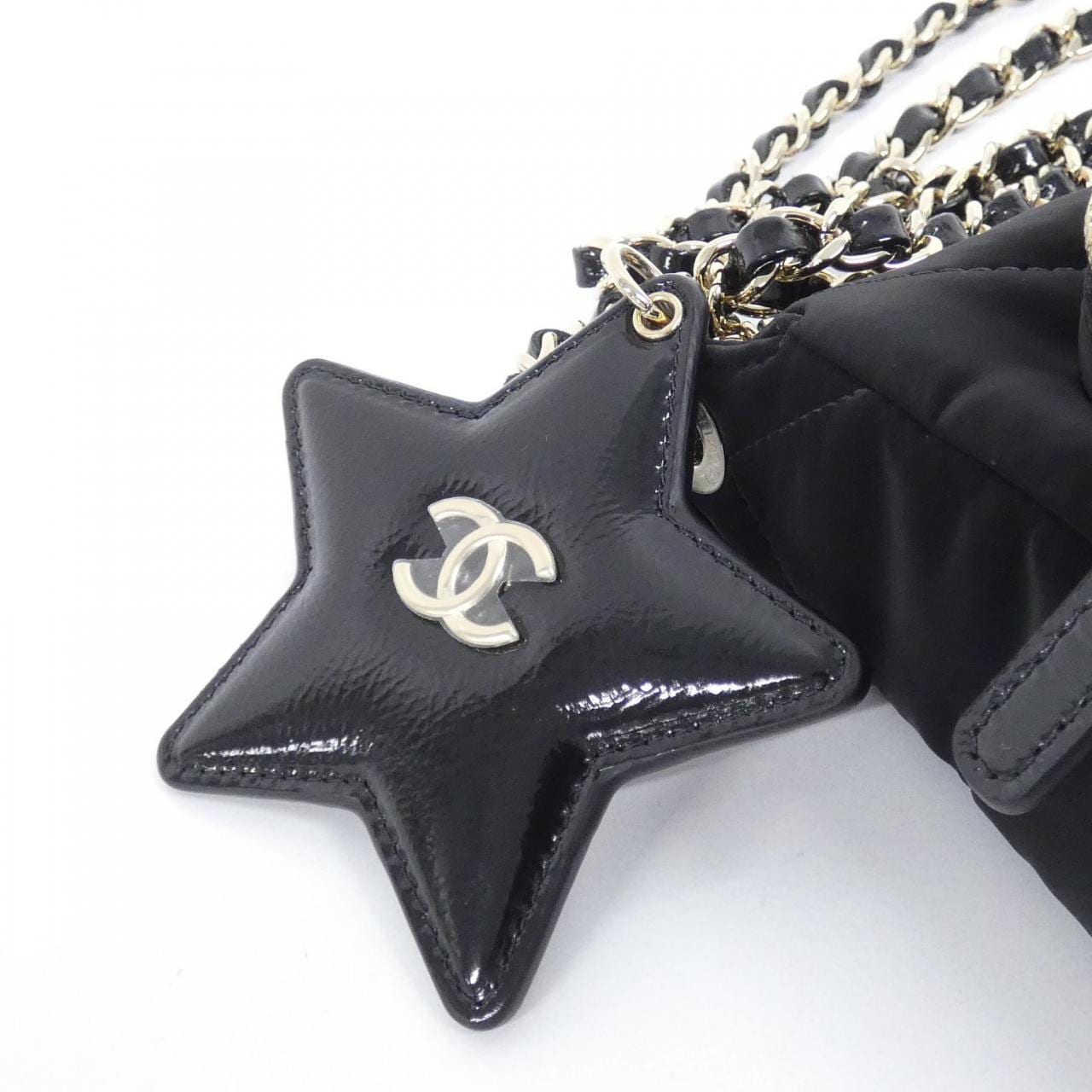 シャネル AP4771 チェーンクラッチ