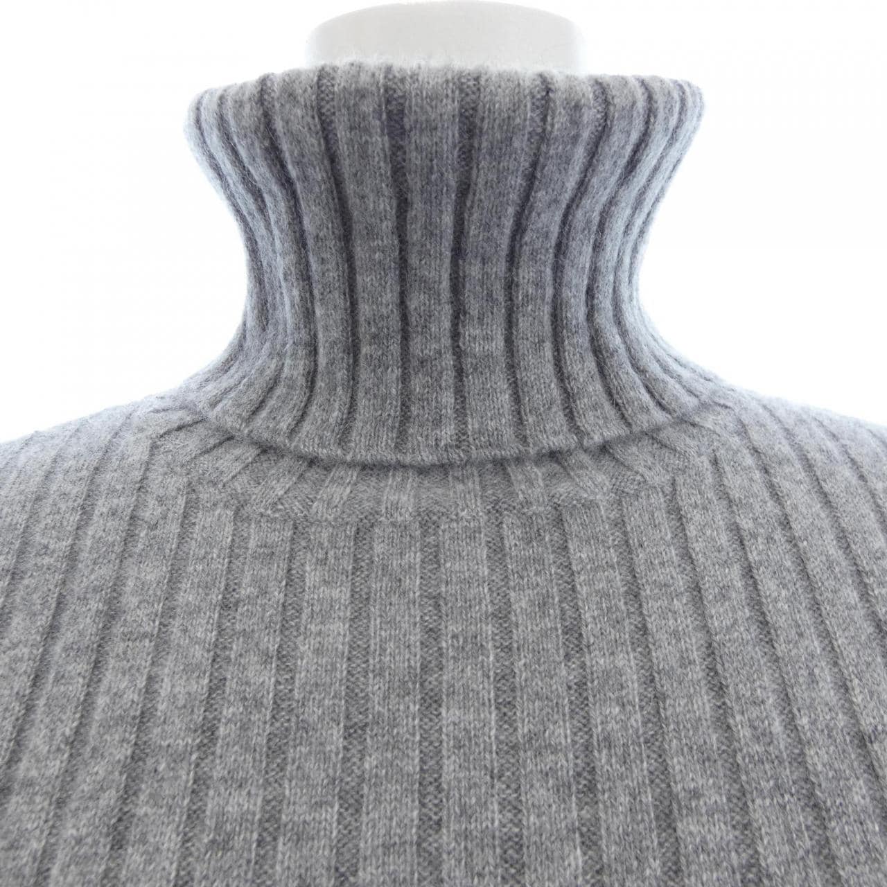 アリュード ALLUDE ニット