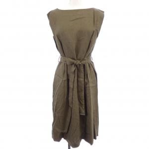 アクアスキュータム Aquascutum ワンピース