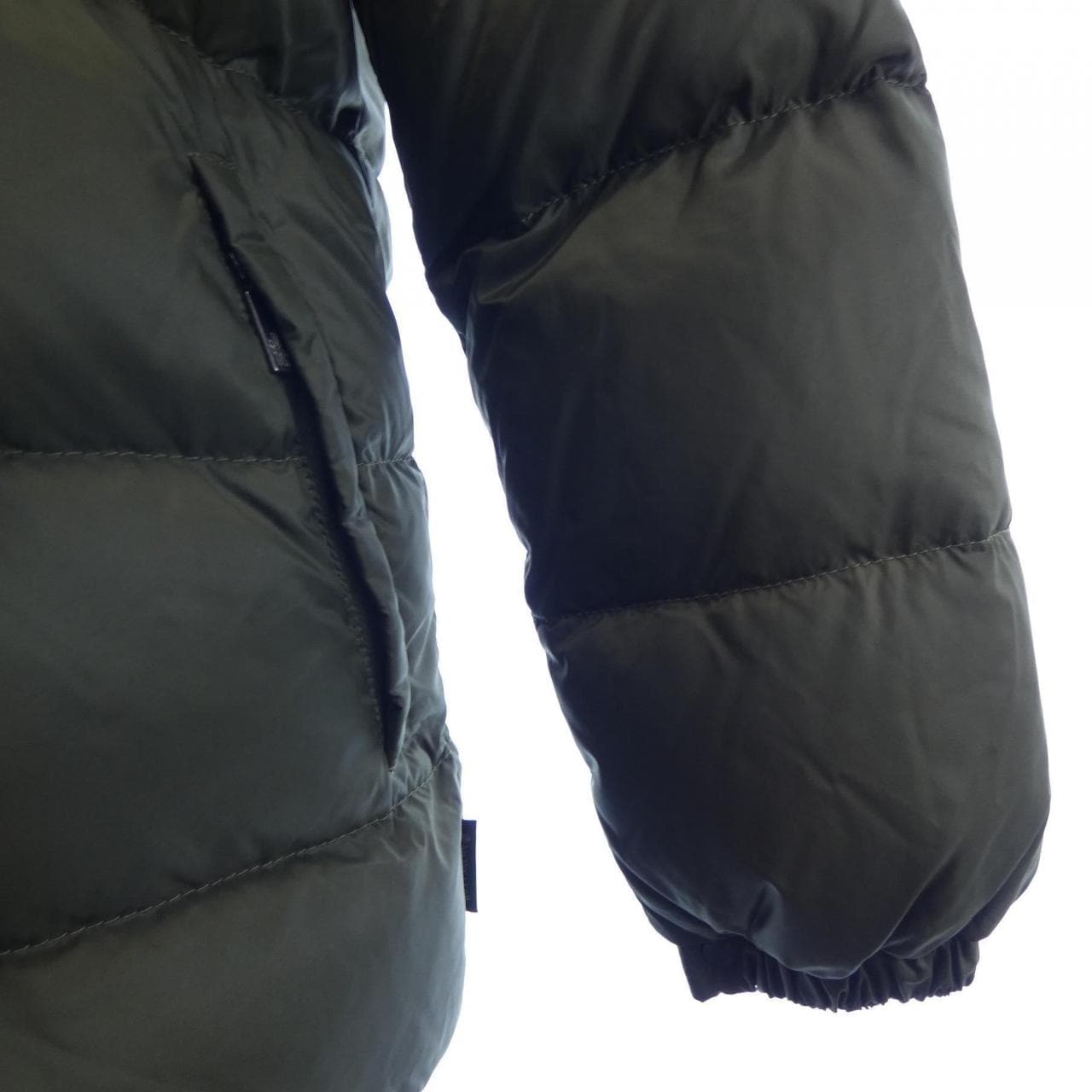 モンクレール MONCLER 49353/97 VALENTINE ダウンジャケット