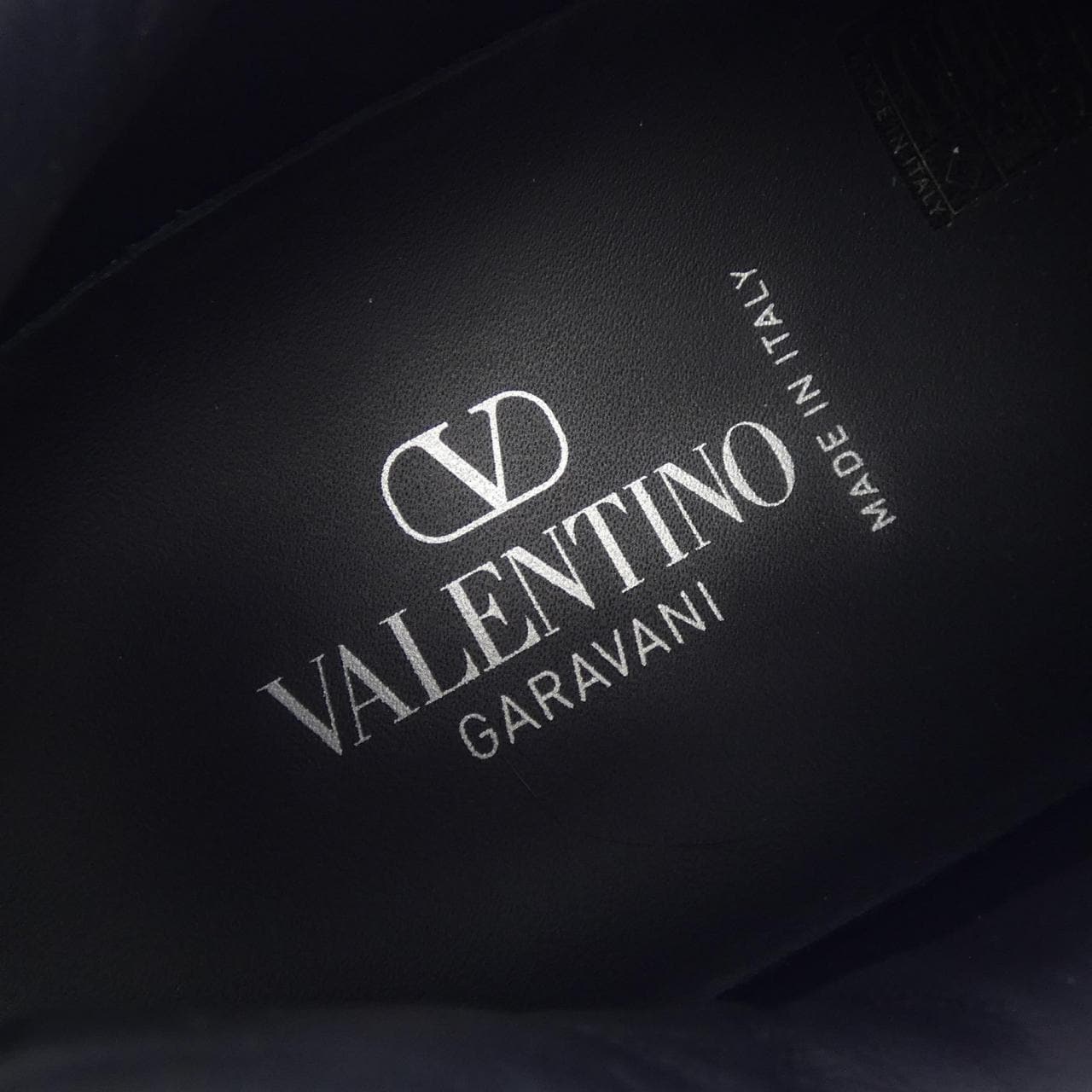 ヴァレンティノガラヴァーニ VALENTINO GARAVANI スニーカー