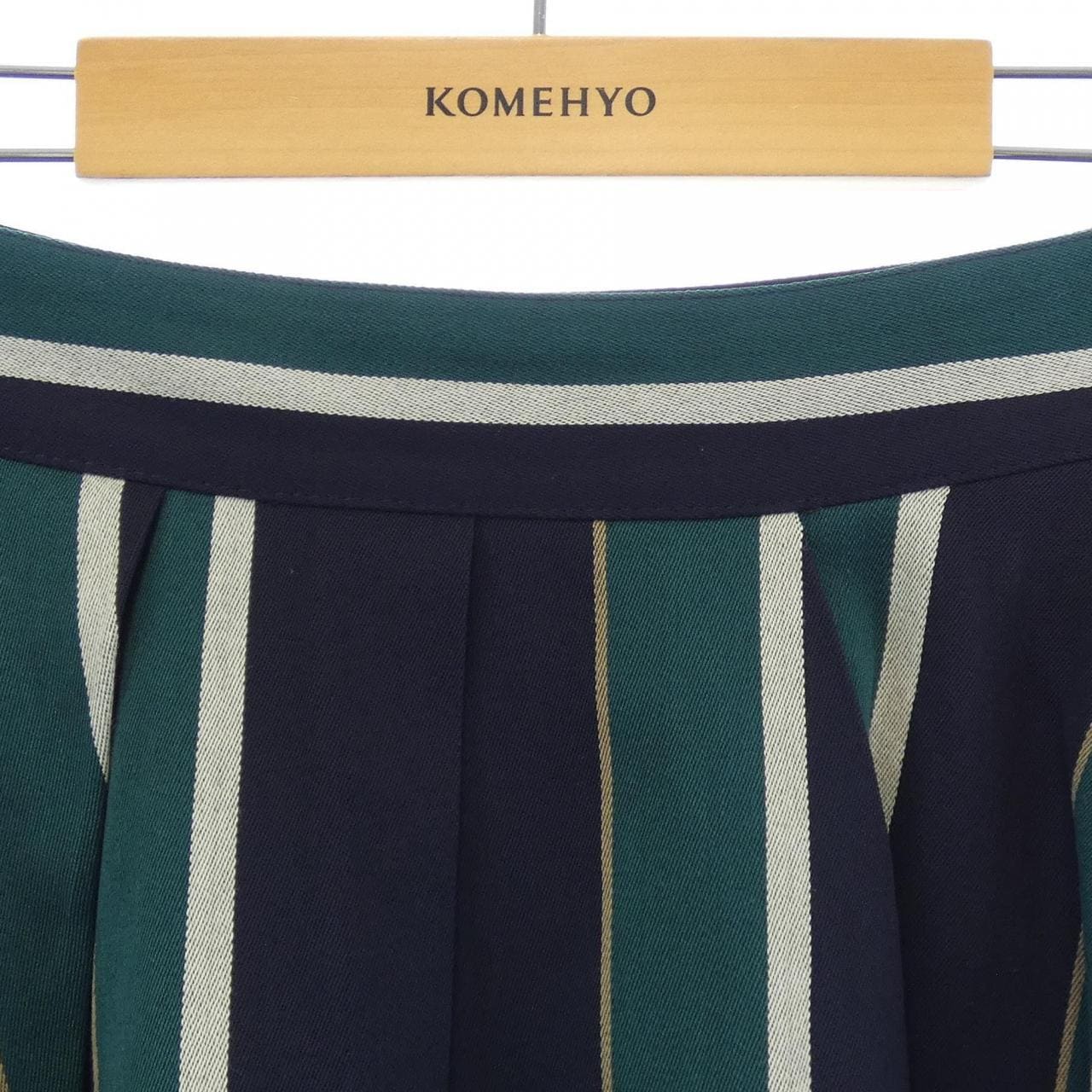 ブルーレーベルクレストブリッジ BLUE LABEL CRESTBRIDGE スカート