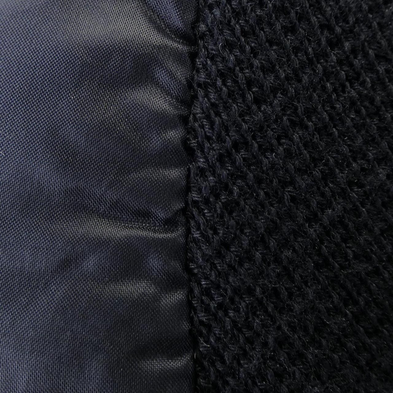 モンクレール MONCLER ダウンジャケット