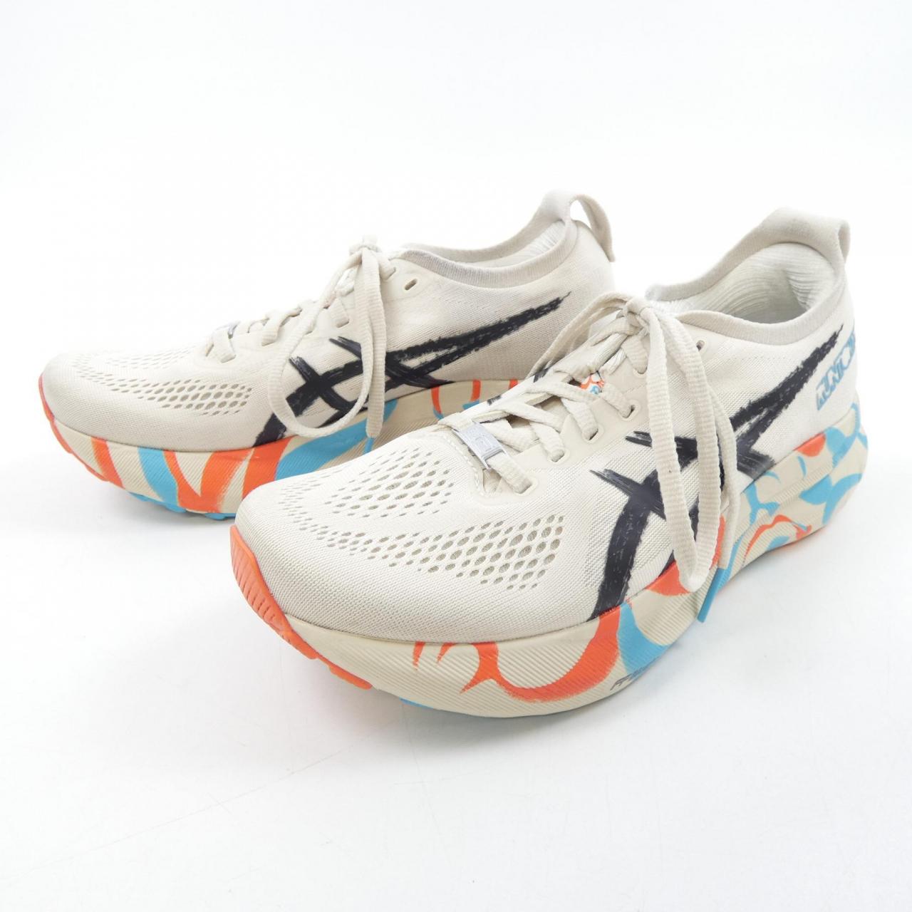ASICS运动鞋