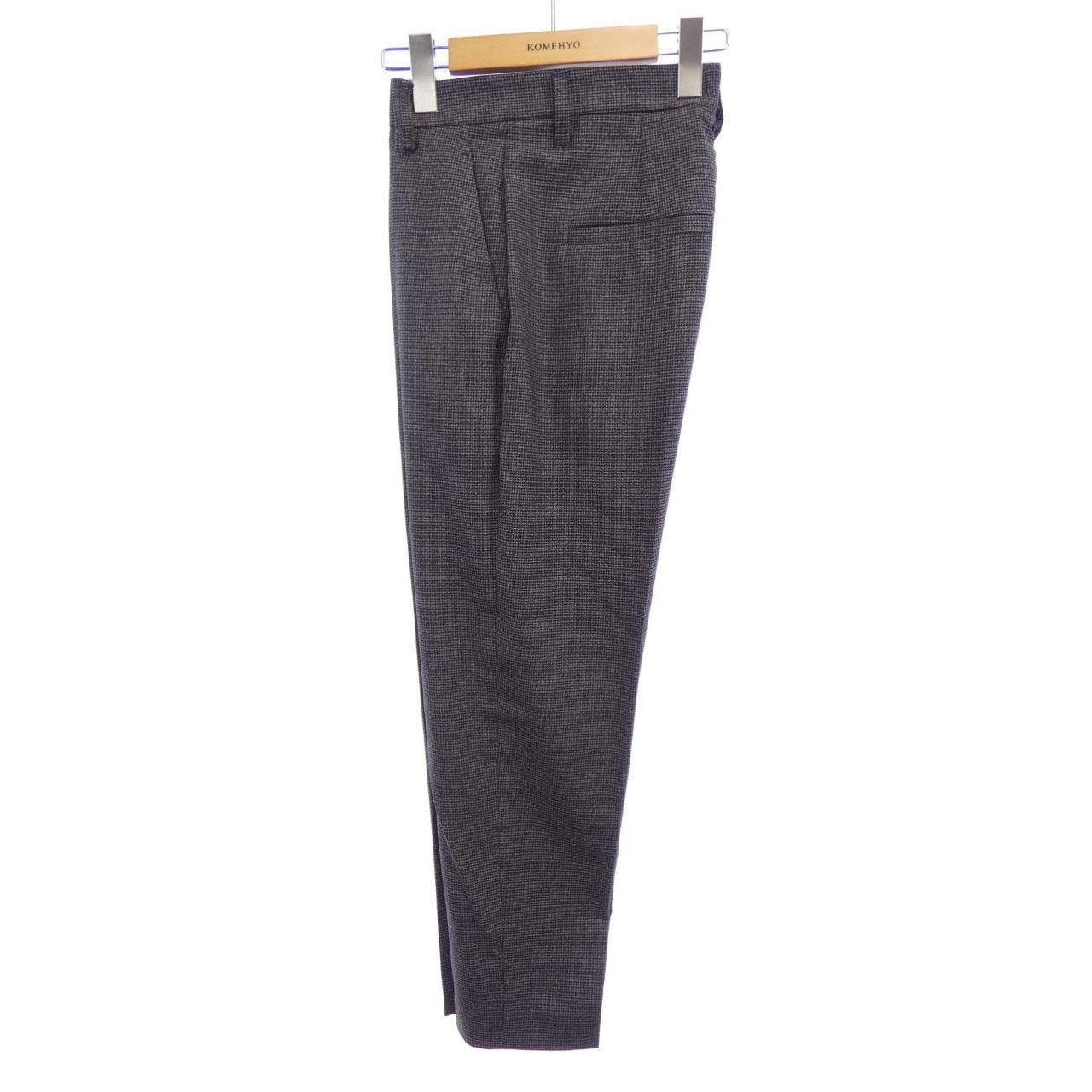 ブルネロクチネリ BRUNELLO CUCINELLI パンツ
