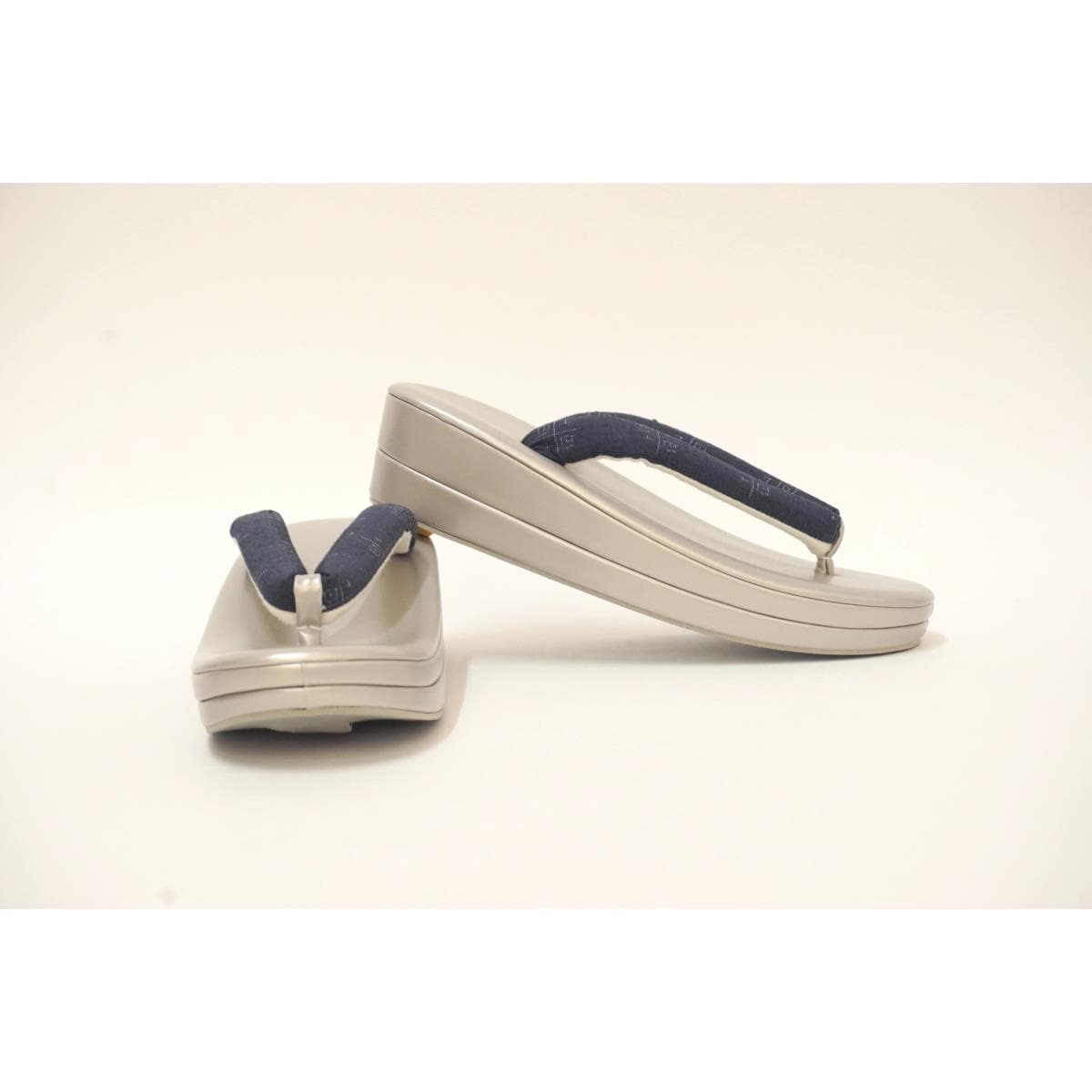 【新品】女草履　Ｆサイズ