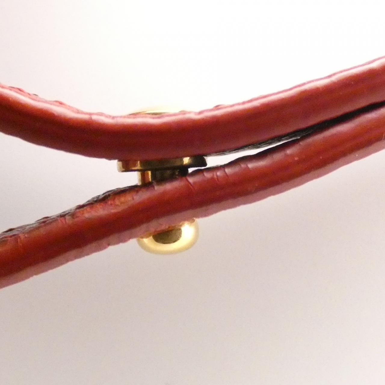 セリーヌ バーティカル カバ スモール 189813XBA バッグ