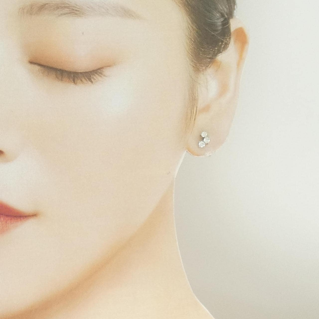 K18WG ダイヤモンド ピアス 0.23CT 片耳