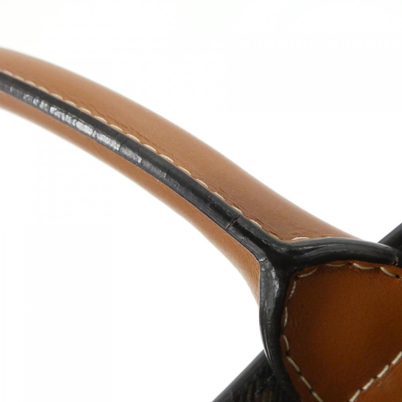 セリーヌ スモール バーティカル カバ 191542BZK バッグ