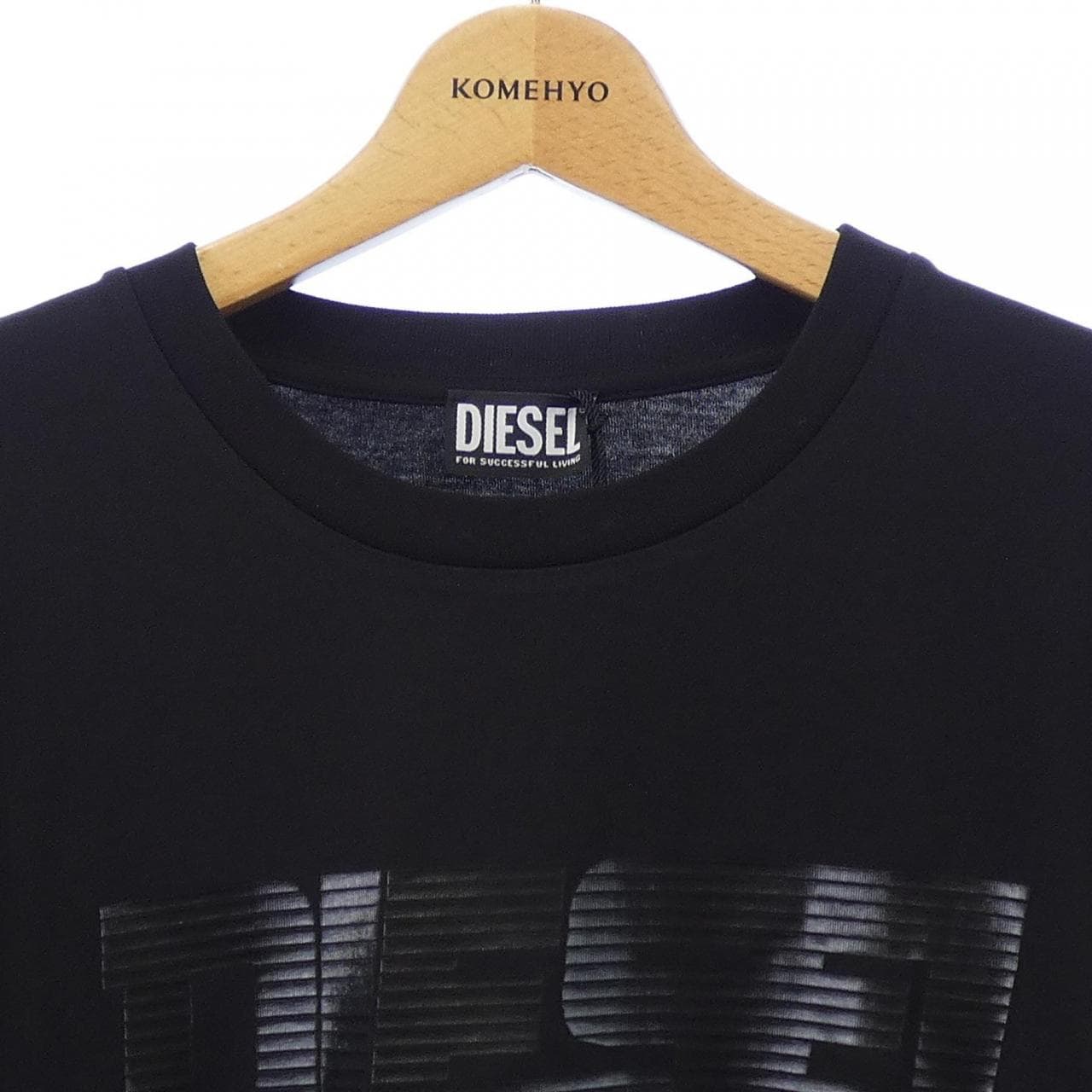 ディーゼル DIESEL A16861 RPAT1 900 Tシャツ