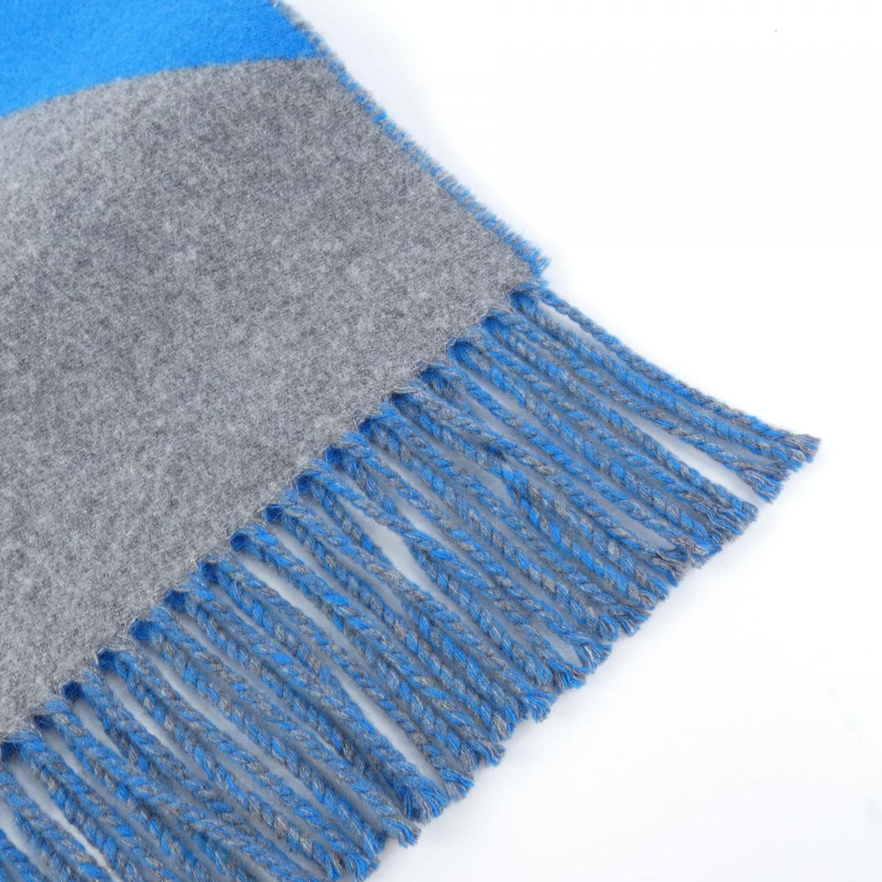 エルメス HERMES レクトヴェルソ RECTO VERSO H393800T MUFFLER