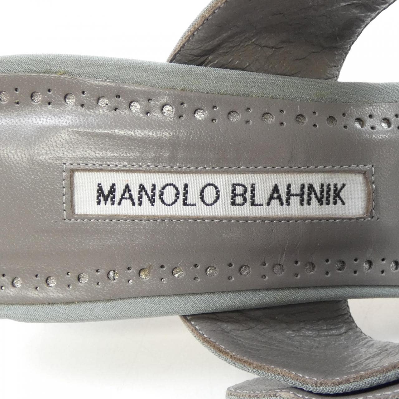 マノロブラニク MANOLO BLAHNIK サンダル