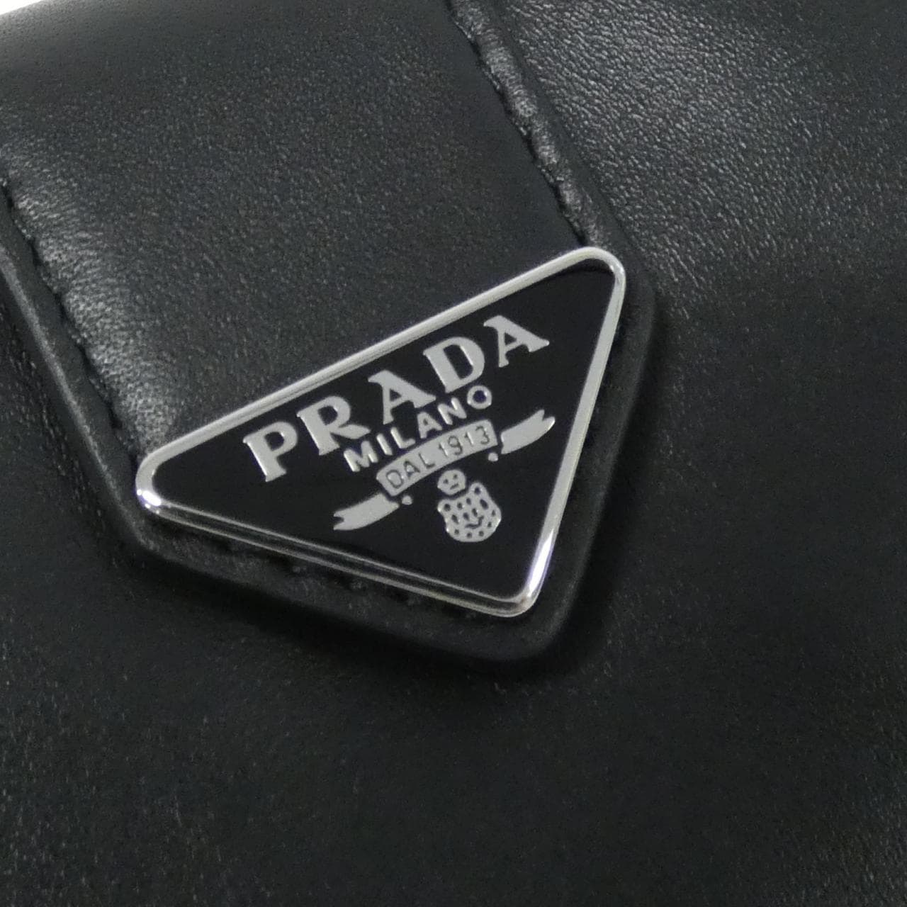 prada 2MC106 card case