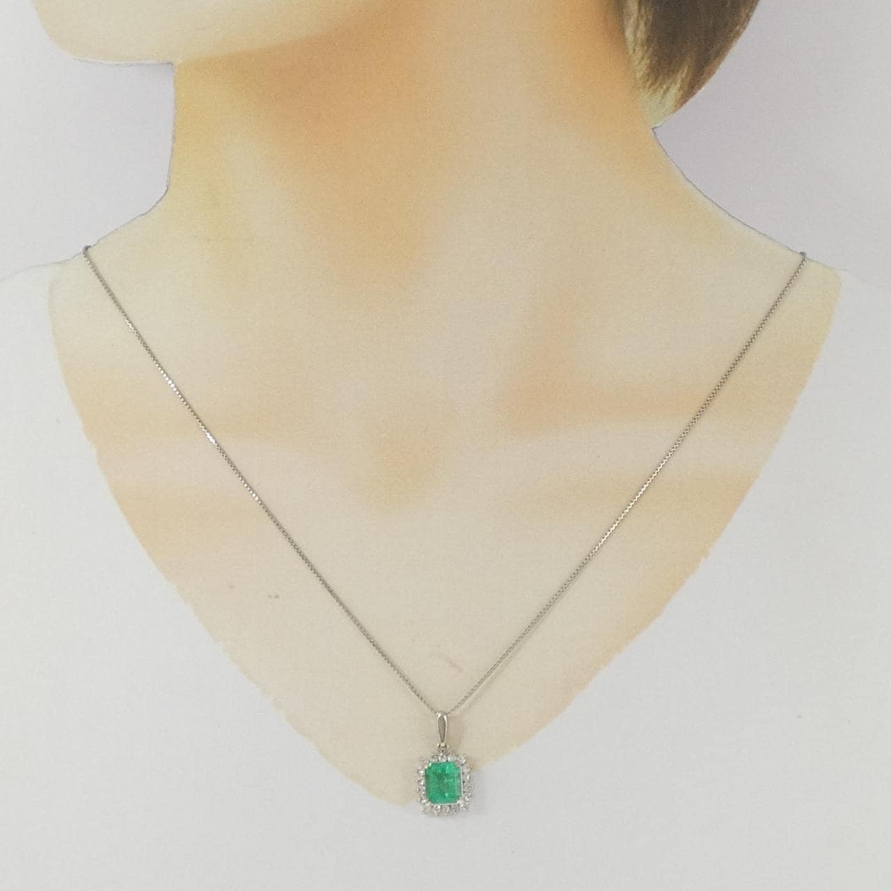 PT900/PT850 エメラルド ネックレス 1.65CT