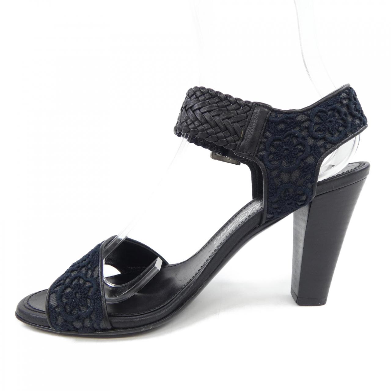 サルヴァトーレフェラガモ SALVATORE FERRAGAMO サンダル