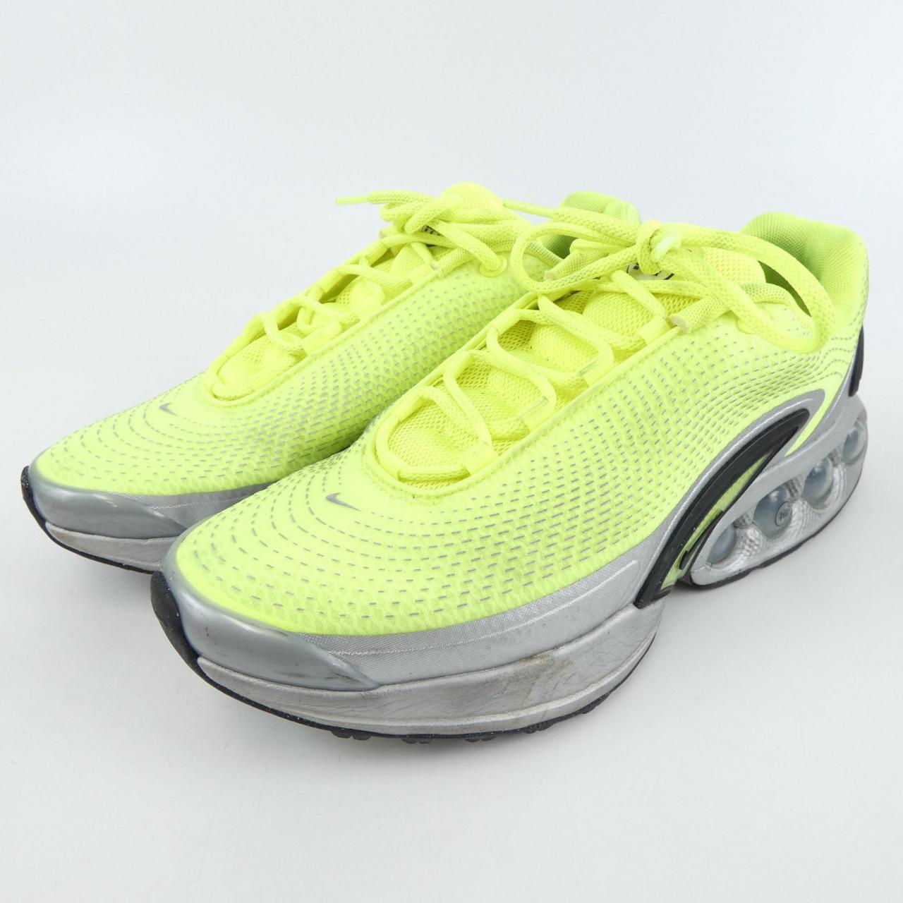 ナイキ NIKE スニーカー