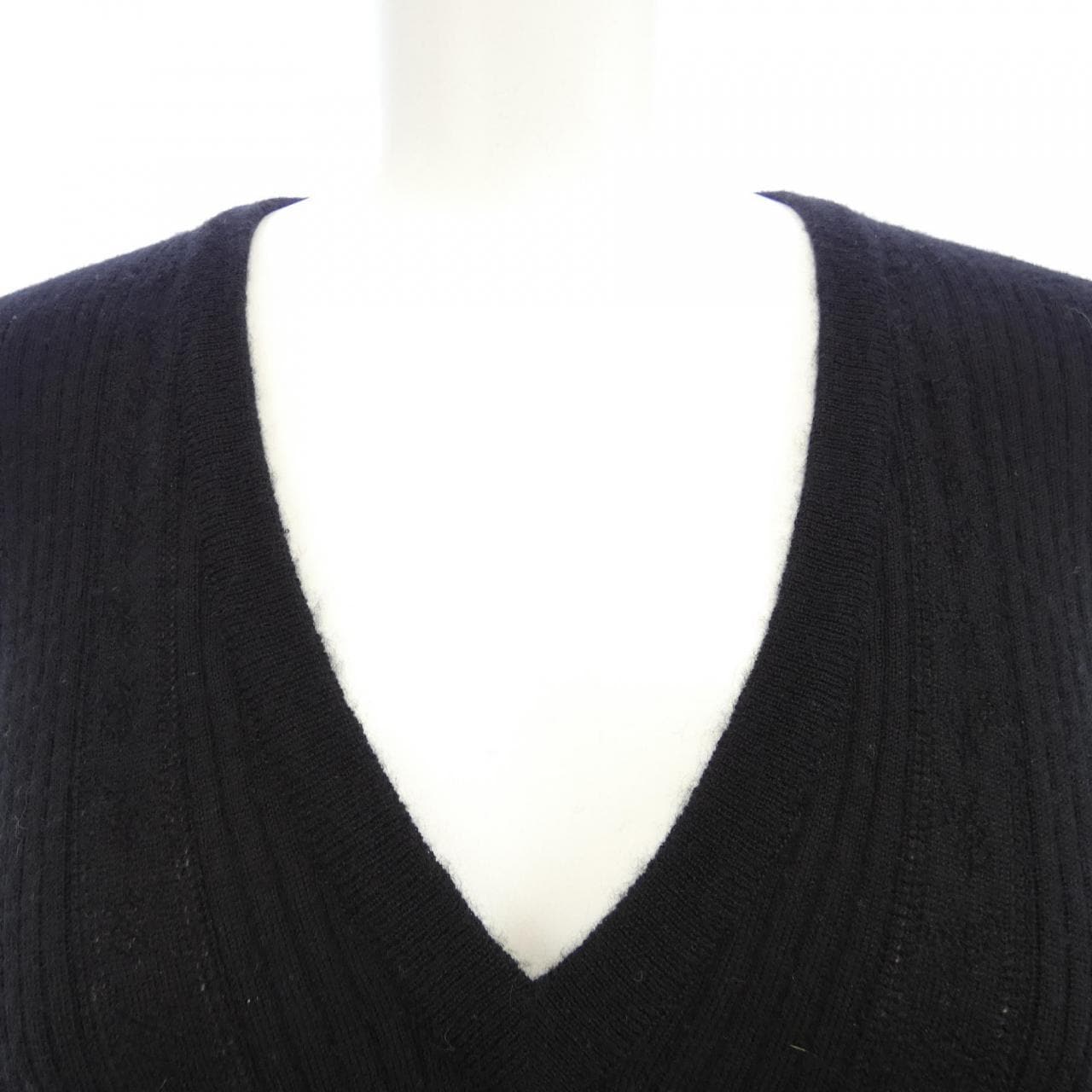 シャネル CHANEL P29635K00197 06A ニット