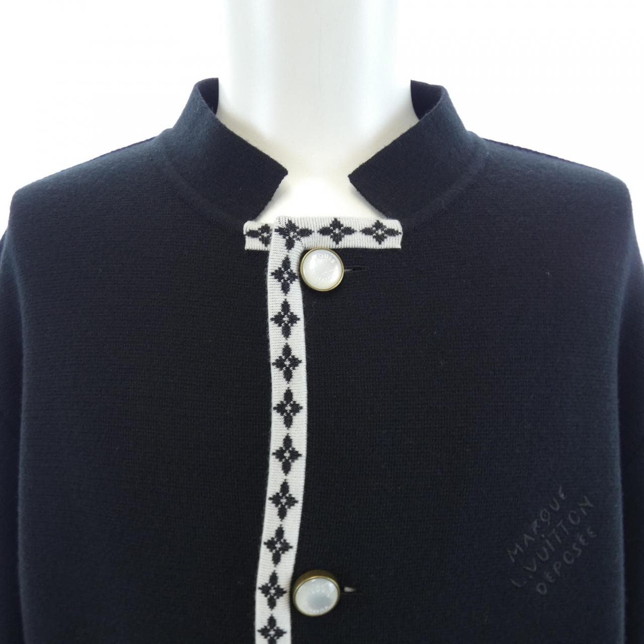 ルイヴィトン LOUIS VUITTON HTN04WZLL カーディガン