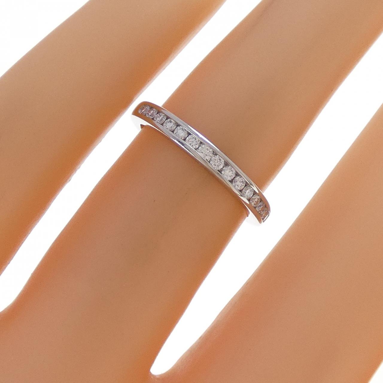 ティファニー ハーフサークル チャネルセッティング リング