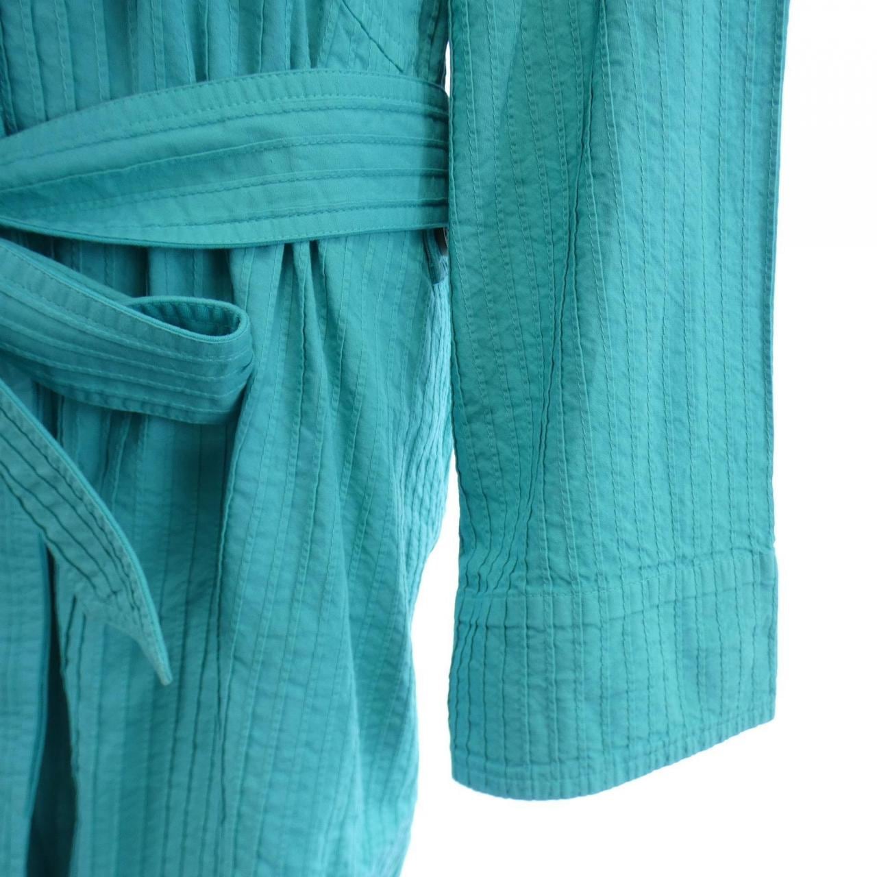 YACCOMARICARD コート