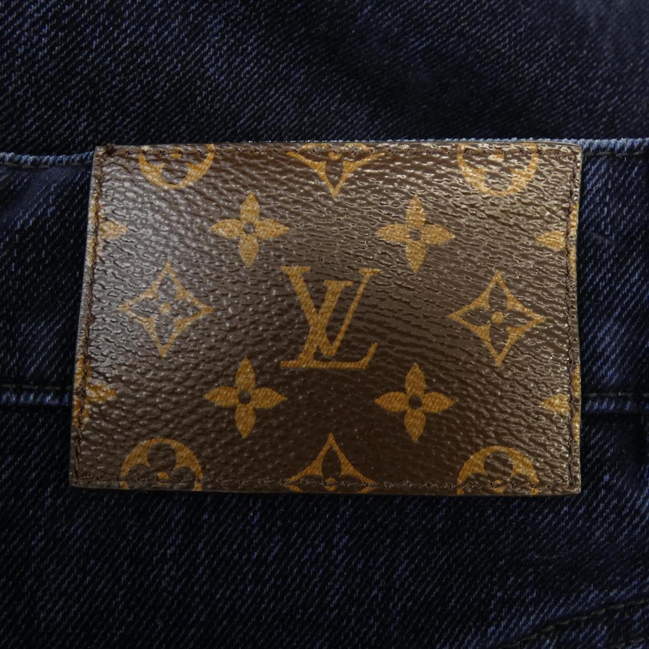 ルイヴィトン LOUIS VUITTON FHSK040UW スカート