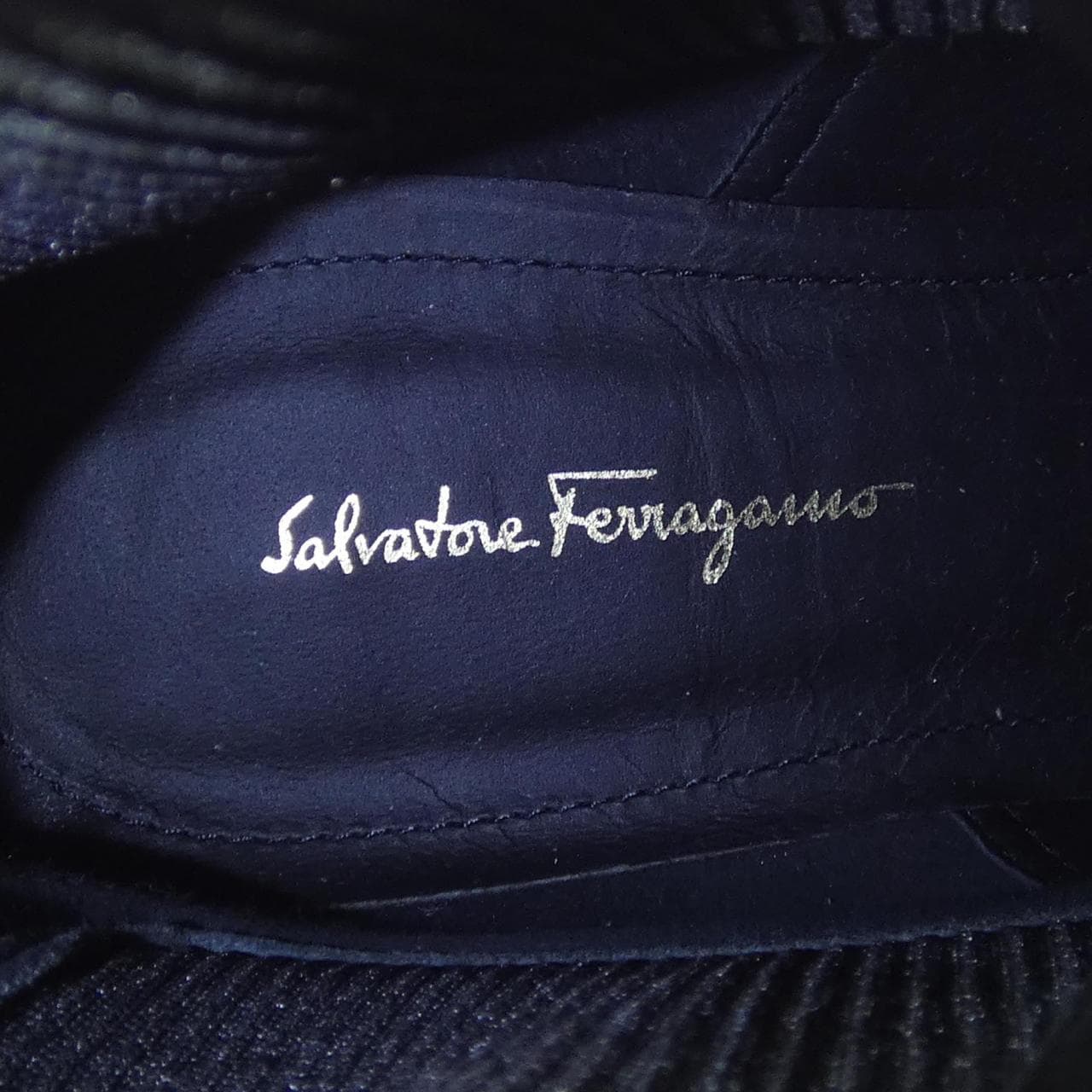 サルヴァトーレフェラガモ SALVATORE FERRAGAMO ブーツ