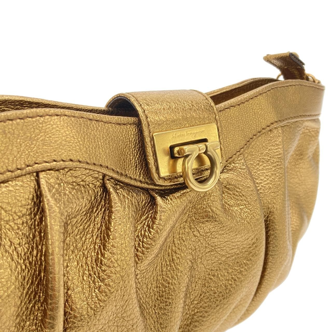 サルヴァトーレフェラガモ 21 6434 バッグ