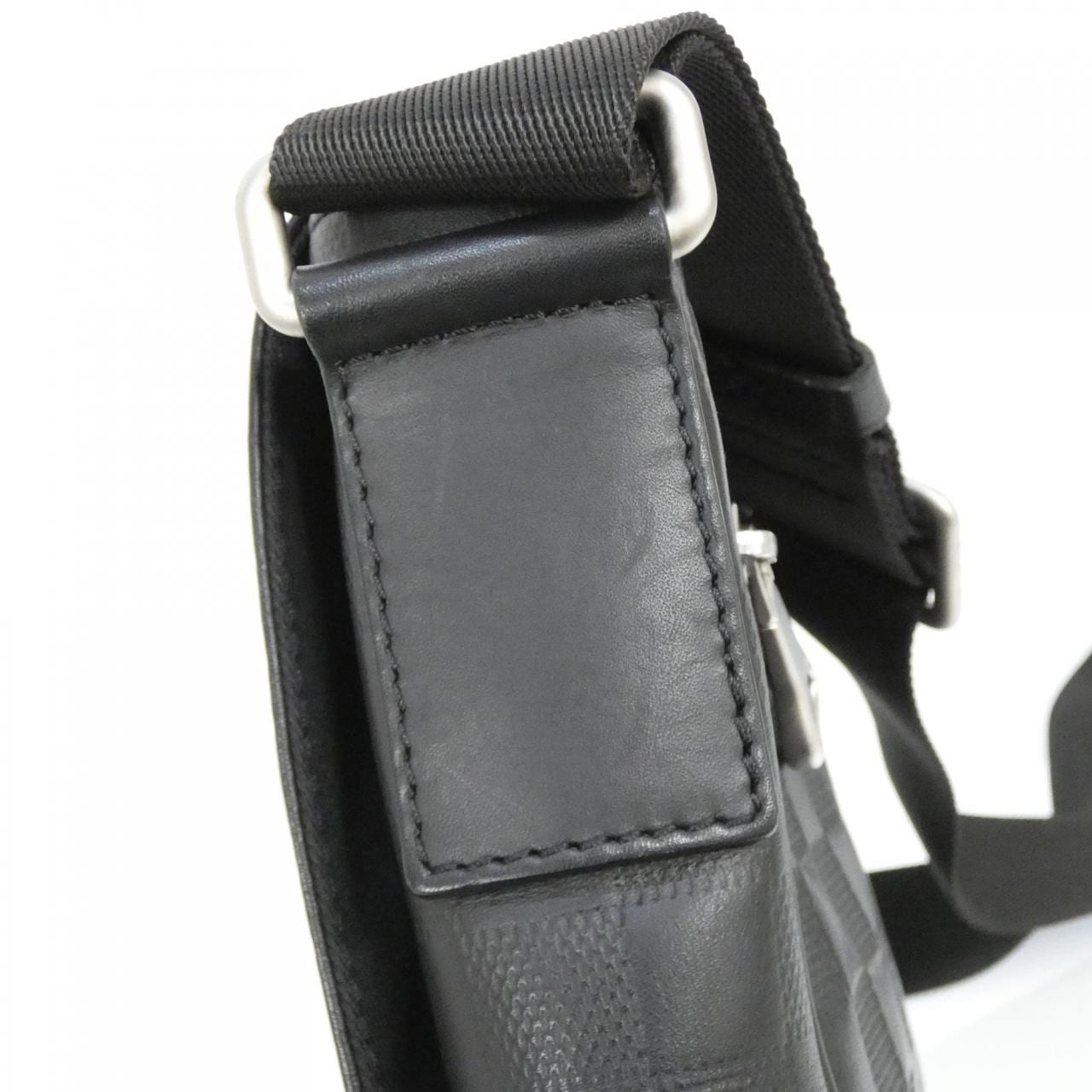 ルイヴィトン ダミエ アンフィニ ディストリクト PM N41033 ショルダーバッグ