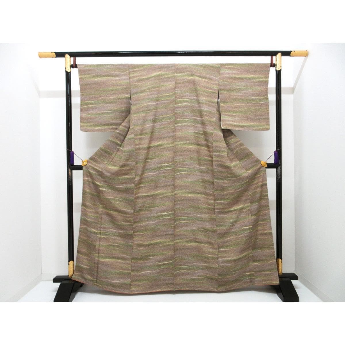 【未使用品】小紋　身幅Ｌ寸
