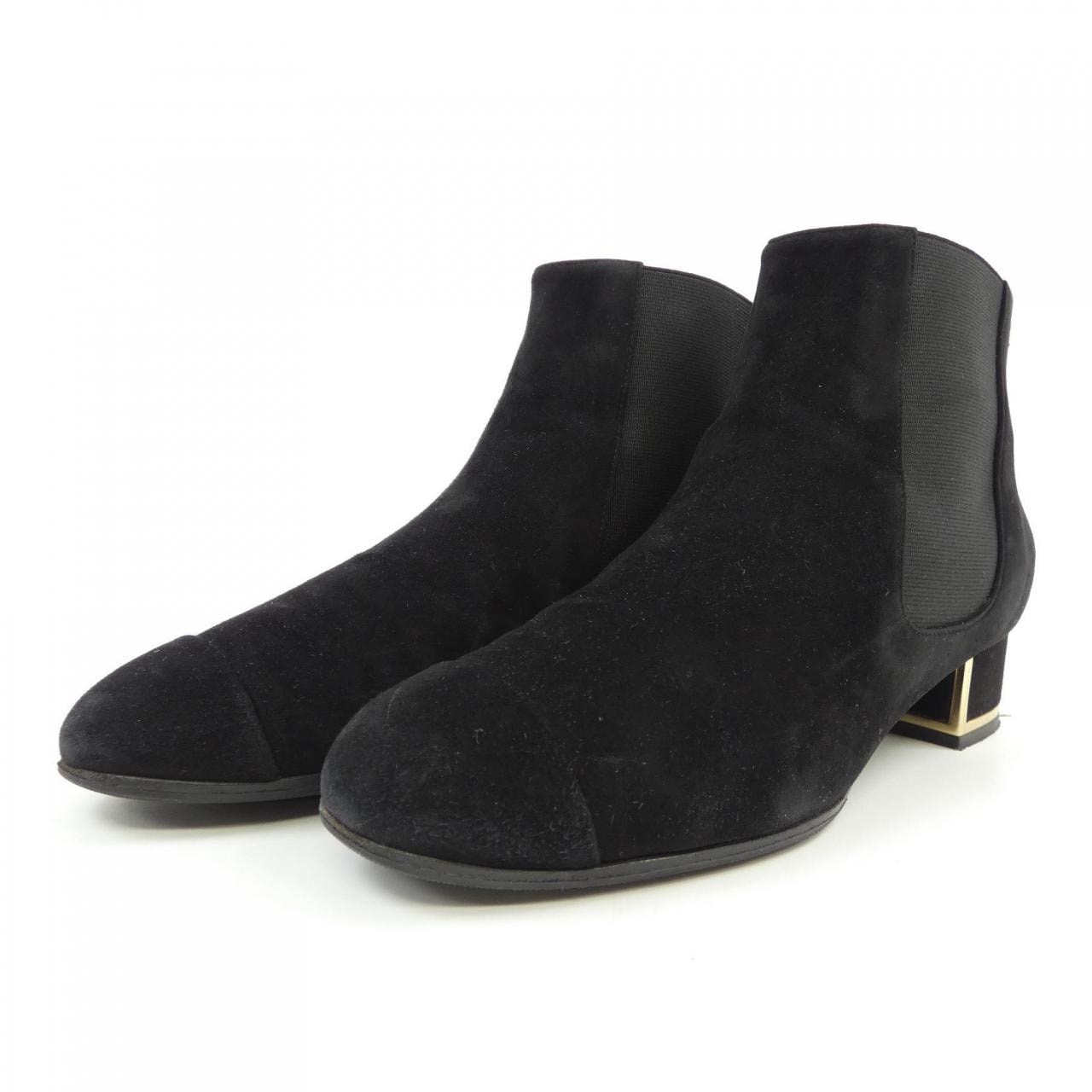 シャネル CHANEL ショートブーツ G31658X47806 ブーツ