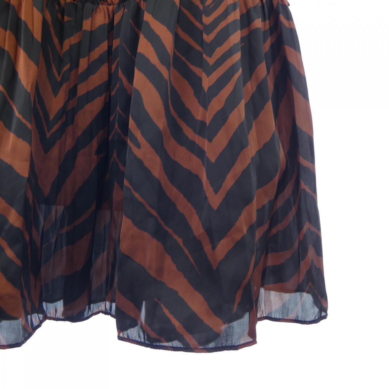 ダイアグラム Diagram 3942 1248-0 スカート