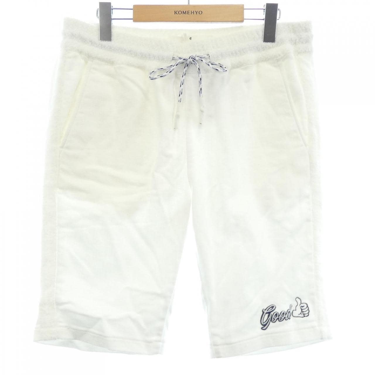 EJEANS ショートパンツ