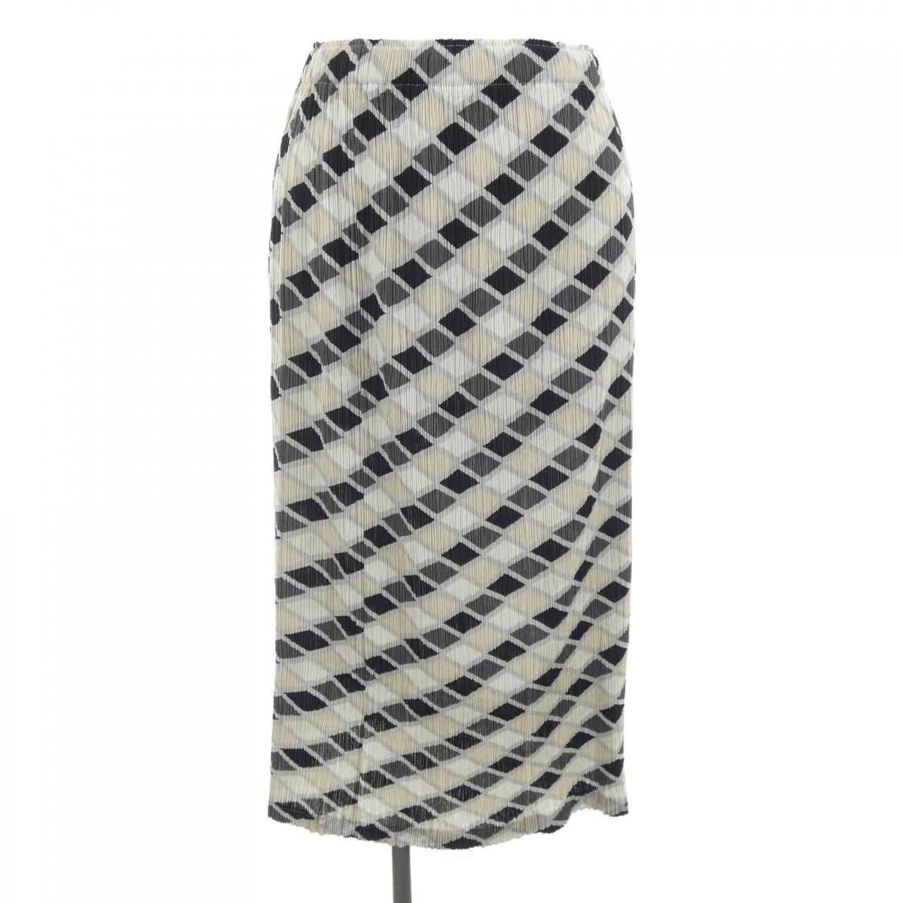 イッセイミヤケ ISSEY MIYAKE IF74FG741 スカート
