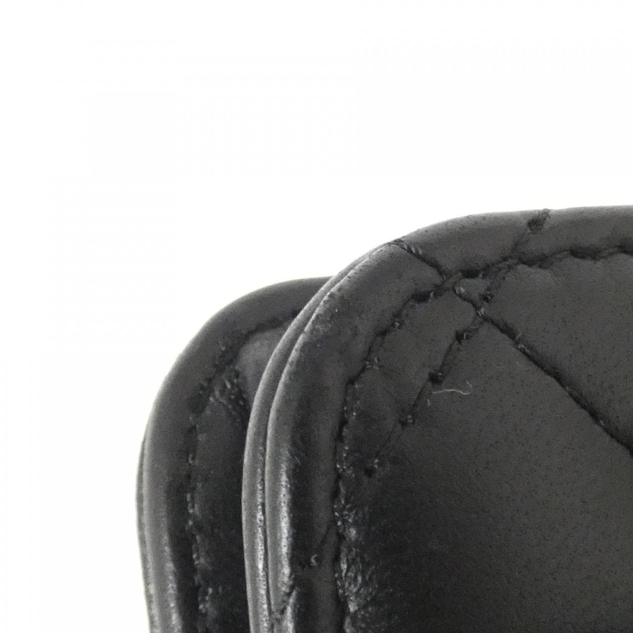 シャネル タイムレスクラシック ライン 33814 チェーンウォレット