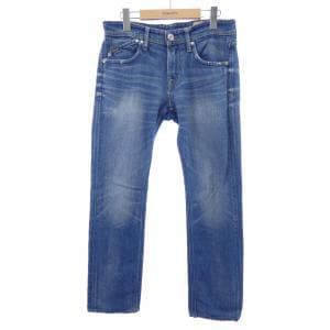 ヤヌーク YANUK ジーンズ