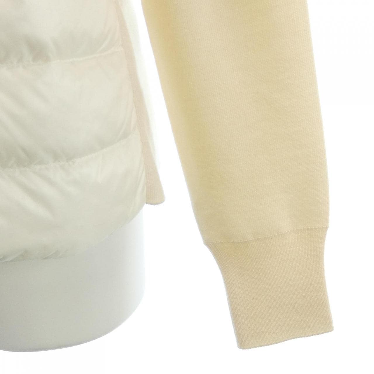 モンクレール MONCLER 10939B00018 ダウンジャケット