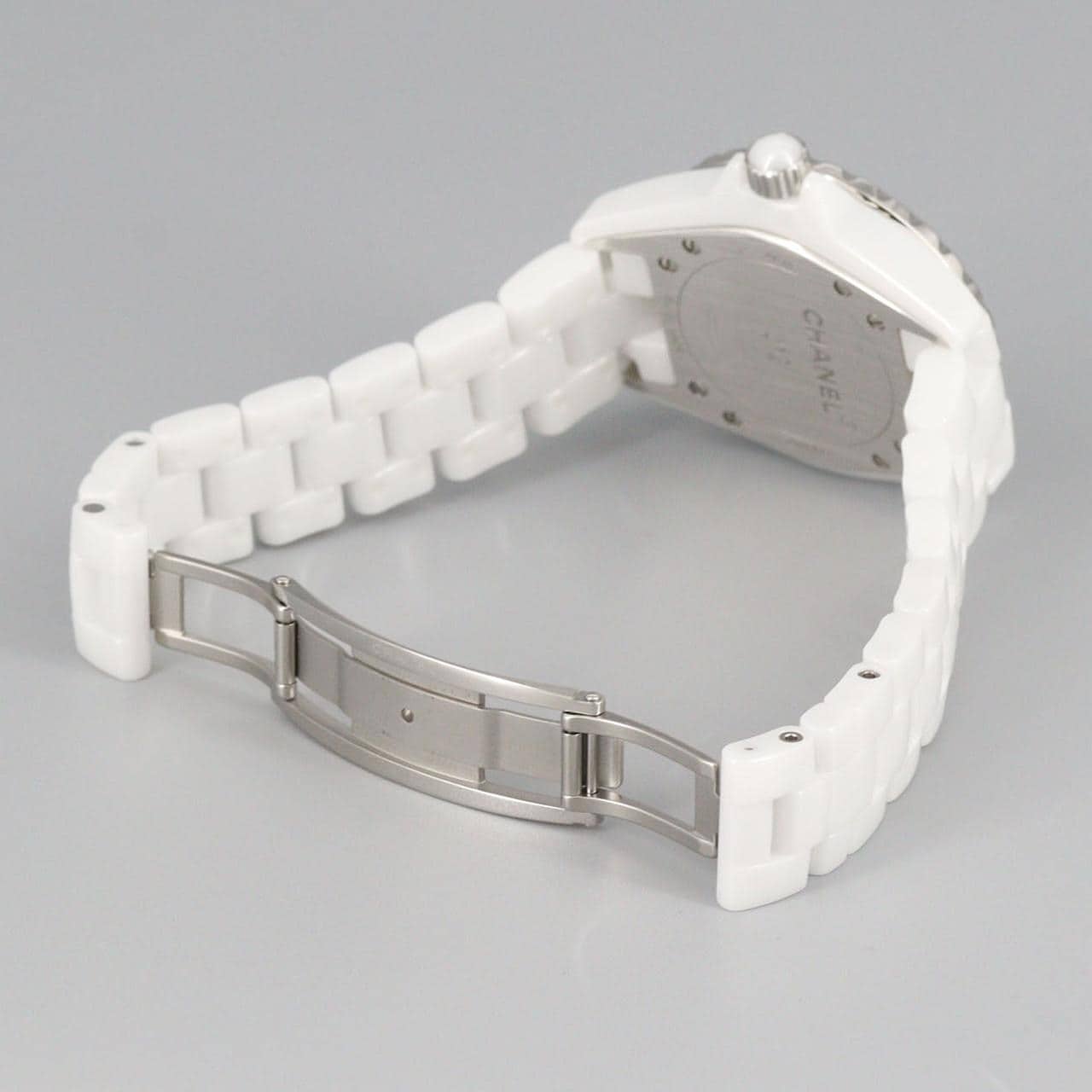 シャネル J12 33mmセラミック･12P･センターパヴェ H2123 セラミック クォーツ